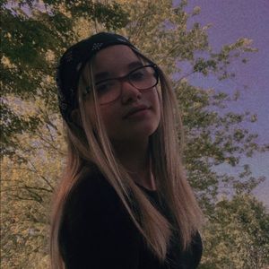 Meet your Posher, Breanna